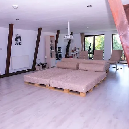 Casa Din